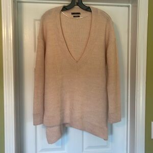 Zara - Italian yarn oversized v neck asymmetrical hem - size S